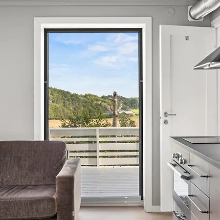 1 Bedroom Kitchen And Bathroom - Non Smoking